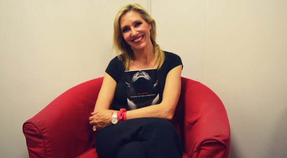 Entrevista-a-Marta-Robles-para-hablar-de-A-menos-de-cinco-centimetros copia